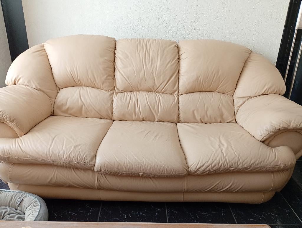 Lederen salon, kleur beige.3 zit 2 zit en klub, Huis en Inrichting, Zetels | Zetels, Ophalen, Gebruikt, Leer, Rechte bank