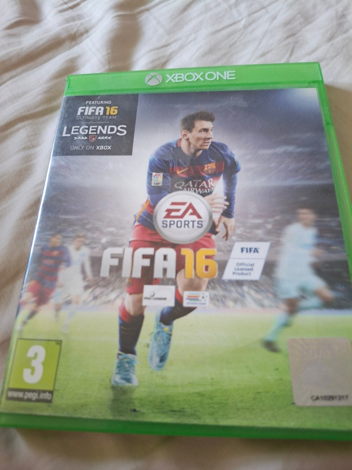 FIFA 16, Enlèvement ou Envoi, Utilisé, Sport, À partir de 3 ans