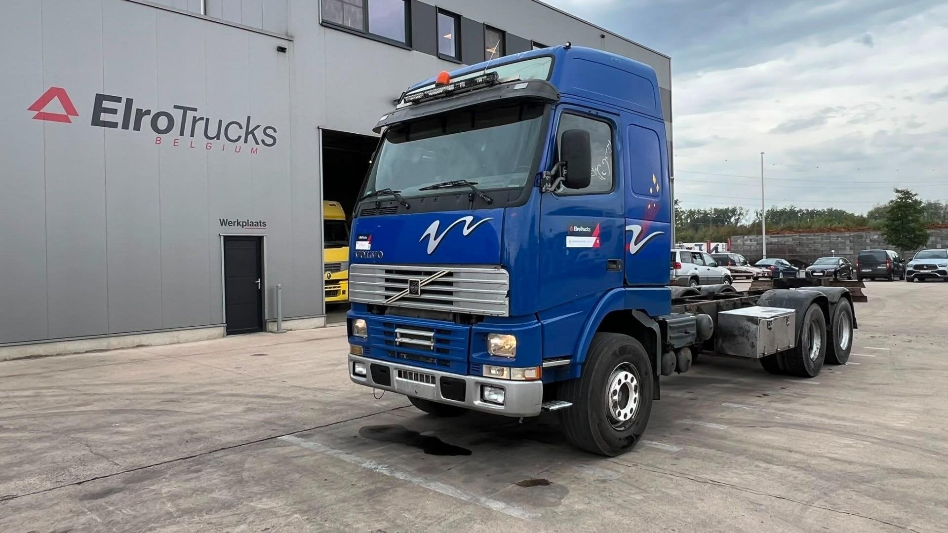 Volvo FH 12 - 460 (LAMES / STEEL SUSPENSION / 6X4 / 2 PONTS, Achterwielaandrijving, 460 pk, Overige kleuren, 338 kW