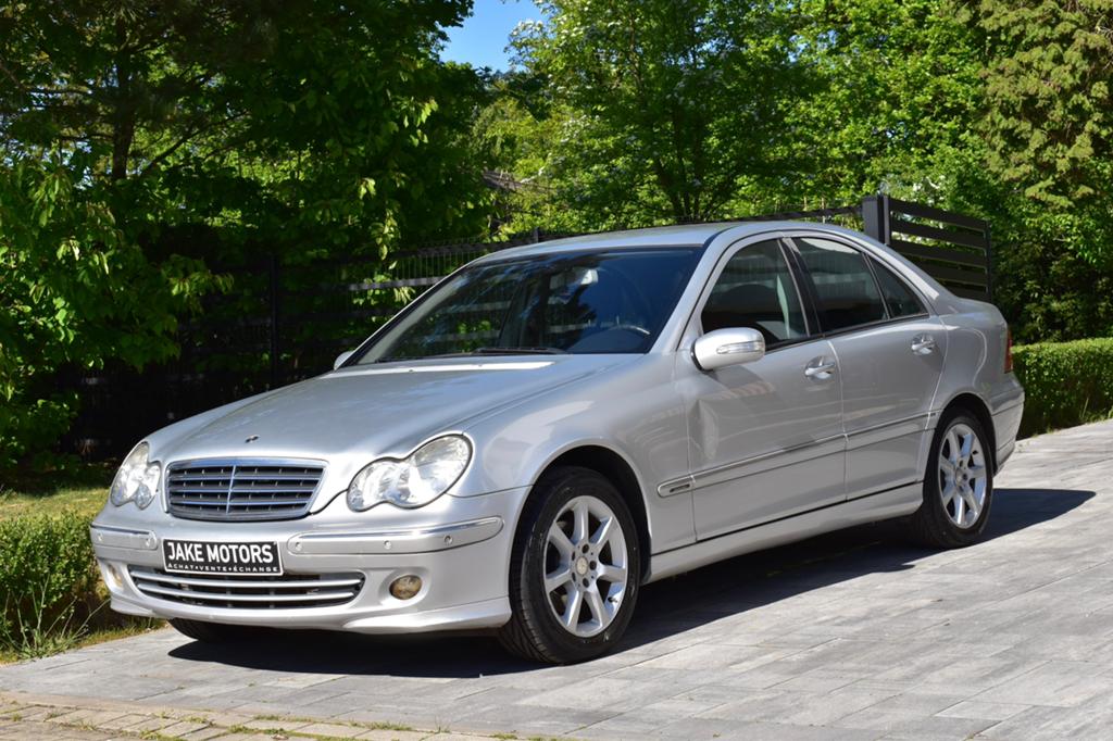 C 200 CDI ** AUTOMATIQUE **  SGS ELECTRIQUES **, Autos, 90 kW, Argent ou Gris, Achat, 4 portes
