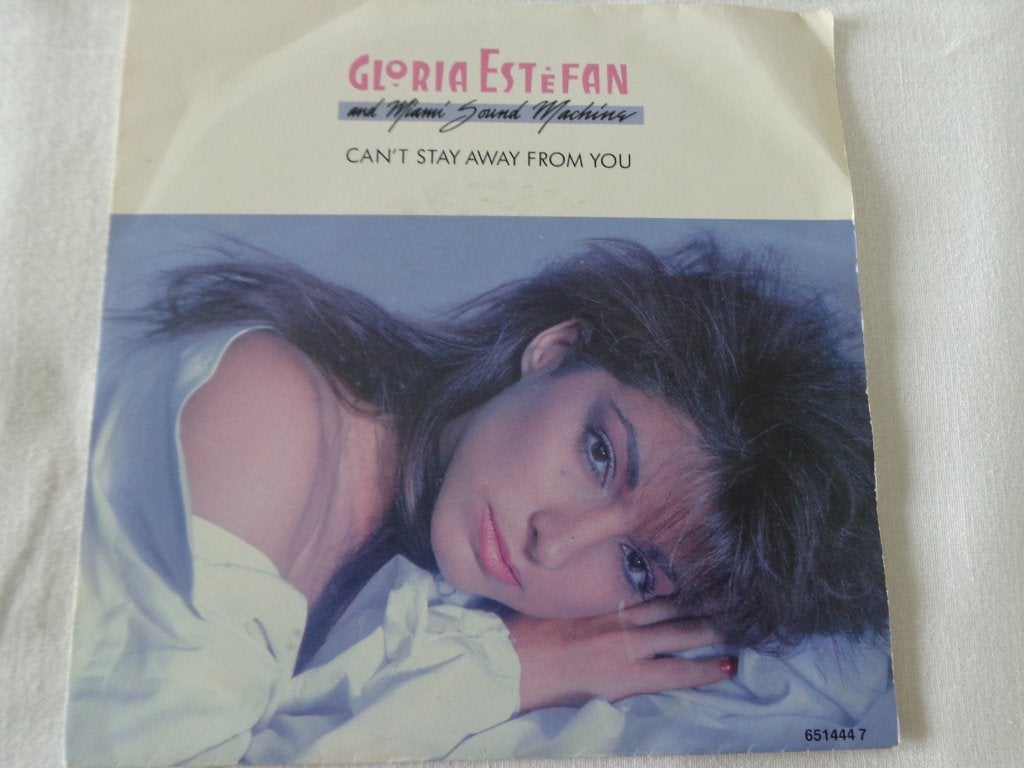 Disque vinyle 45T - GLORIA ESTEFAN Can't stay away from you, CD & DVD, Enlèvement ou Envoi, Pochette photo, 7 inch, Utilisé