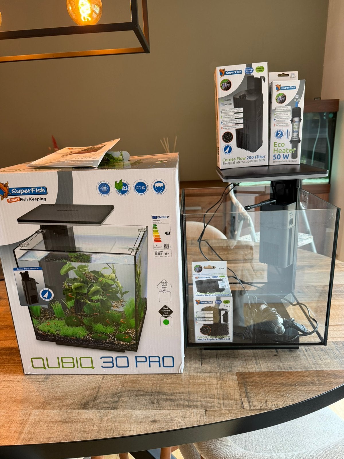 Superfish qubiq 30 pro, Animaux & Accessoires, Poissons | Aquariums & Accessoires, Aquarium vide, Comme neuf, Enlèvement, Chauffage