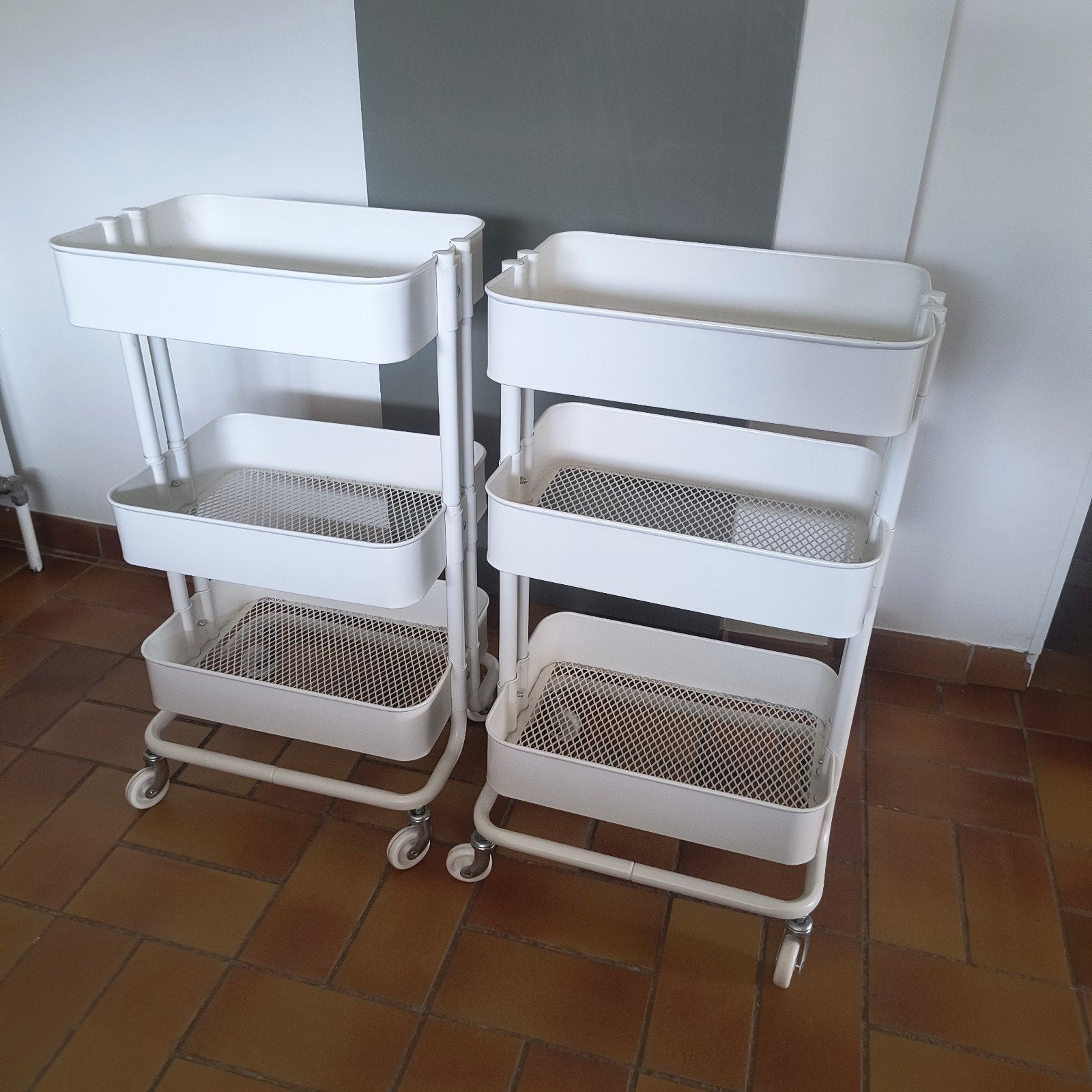 Raskog ikea roltafel, Maison & Meubles, Accessoires pour la Maison | Porte-journaux & Porte-revues, Enlèvement