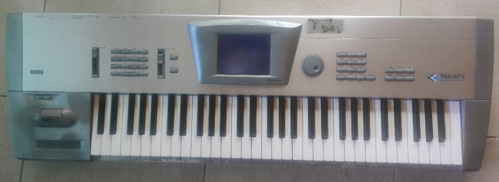 Korg Trinity HDR 61 touches – Version rare avec option DR5, Enlèvement ou Envoi, Utilisé, 61 touches, Korg