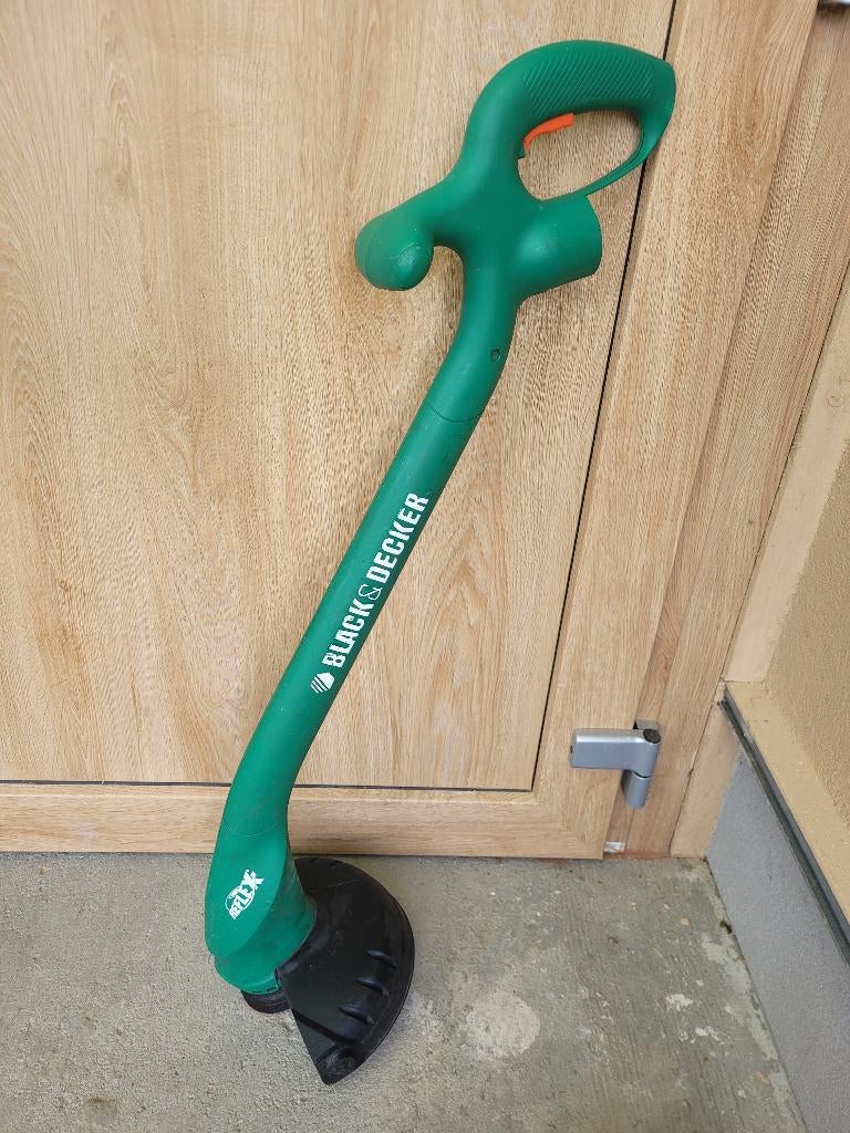 Coupe bordure, Enlèvement, Utilisé, Électrique, Black & Decker