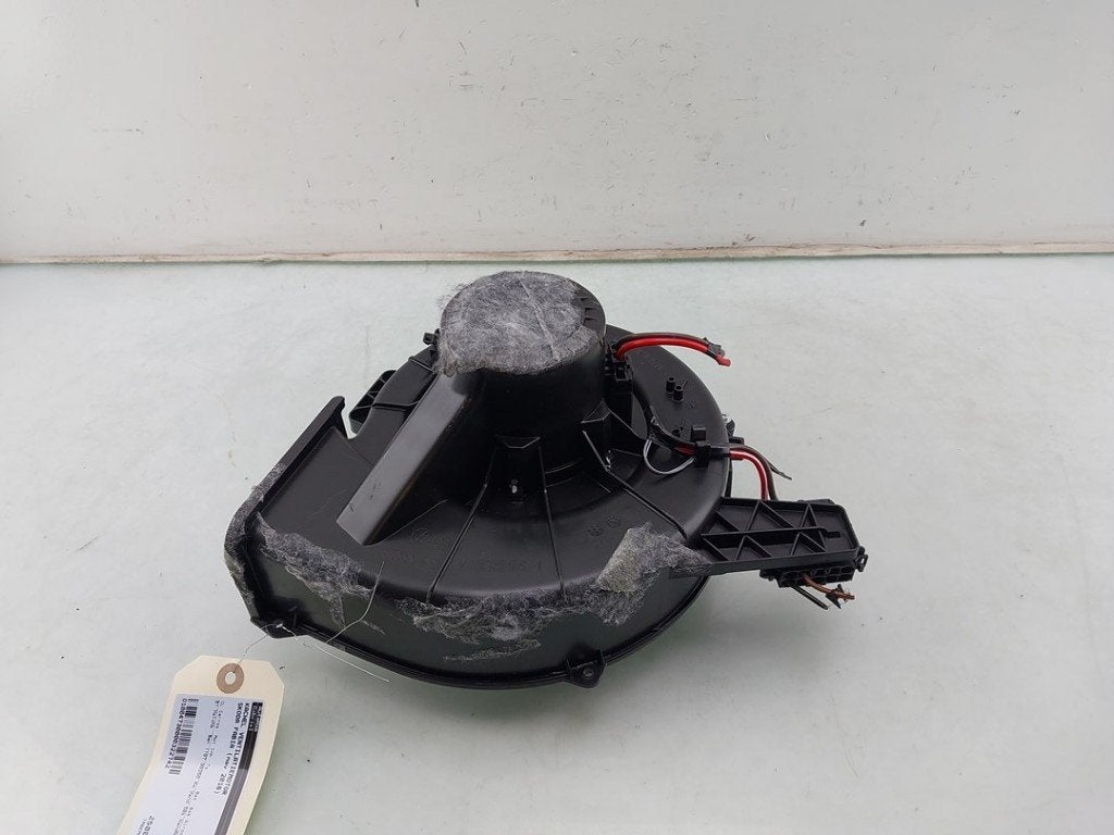 VENTILATEUR RADIATEUR MOTEUR Skoda Fabia III (NJ3), Utilisé, Skoda