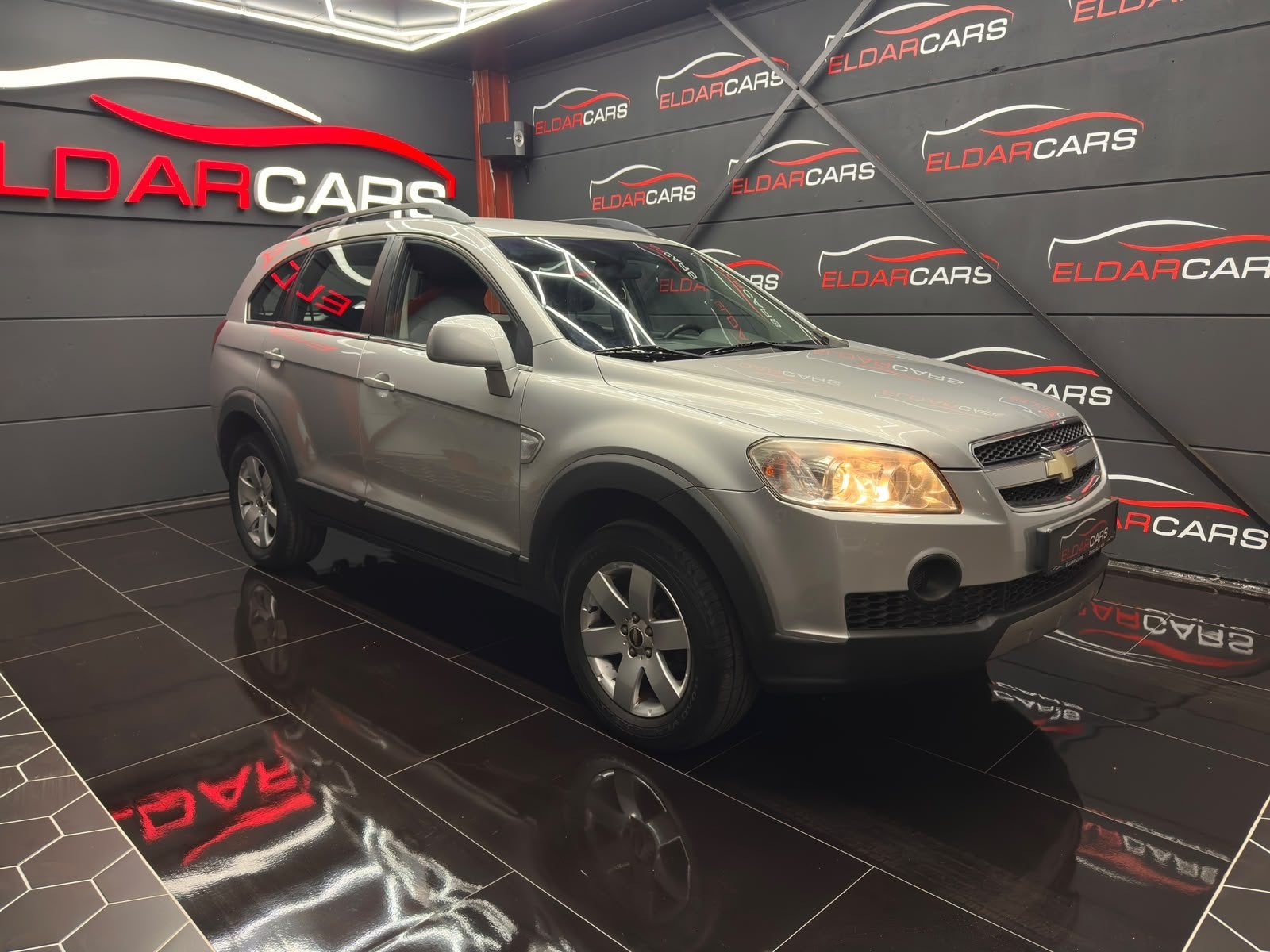 Chevrolet . Captiva, Autos, Argent ou Gris, Achat, Entreprise, 7 places