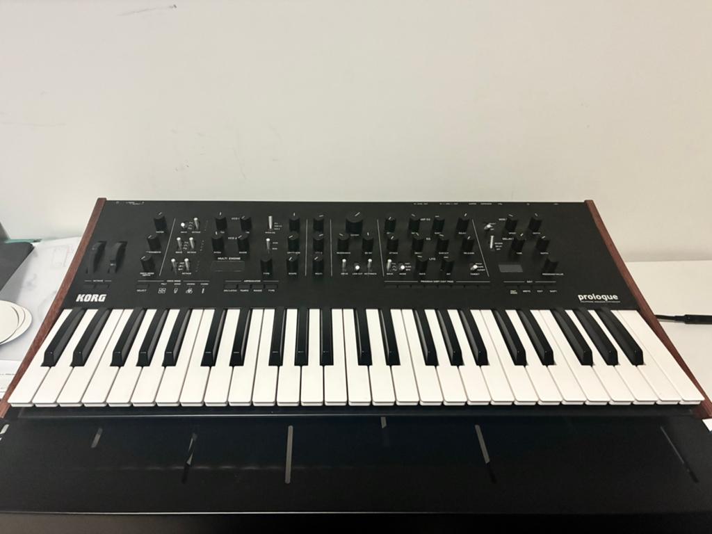 Korg prologue 8, Muziek en Instrumenten, Synthesizers, Ophalen, Zo goed als nieuw, 49 toetsen, Korg