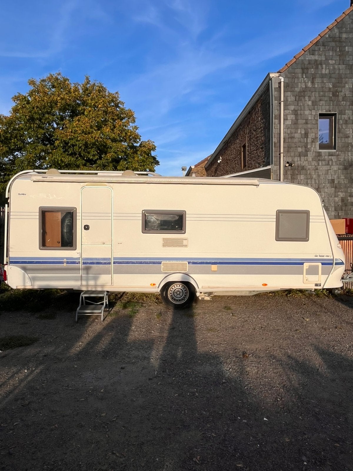 Caravanne Hobby 6 places de 2010, Frans bed, 7 tot 8 meter, Treinzit, Particulier