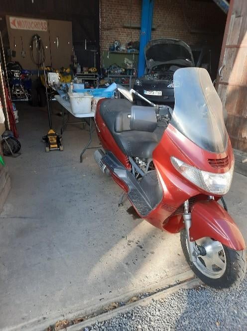 Moto/scooter suzuki burgman, Motos, Permis Moto A, Scooter, Particulier, 400 cm³