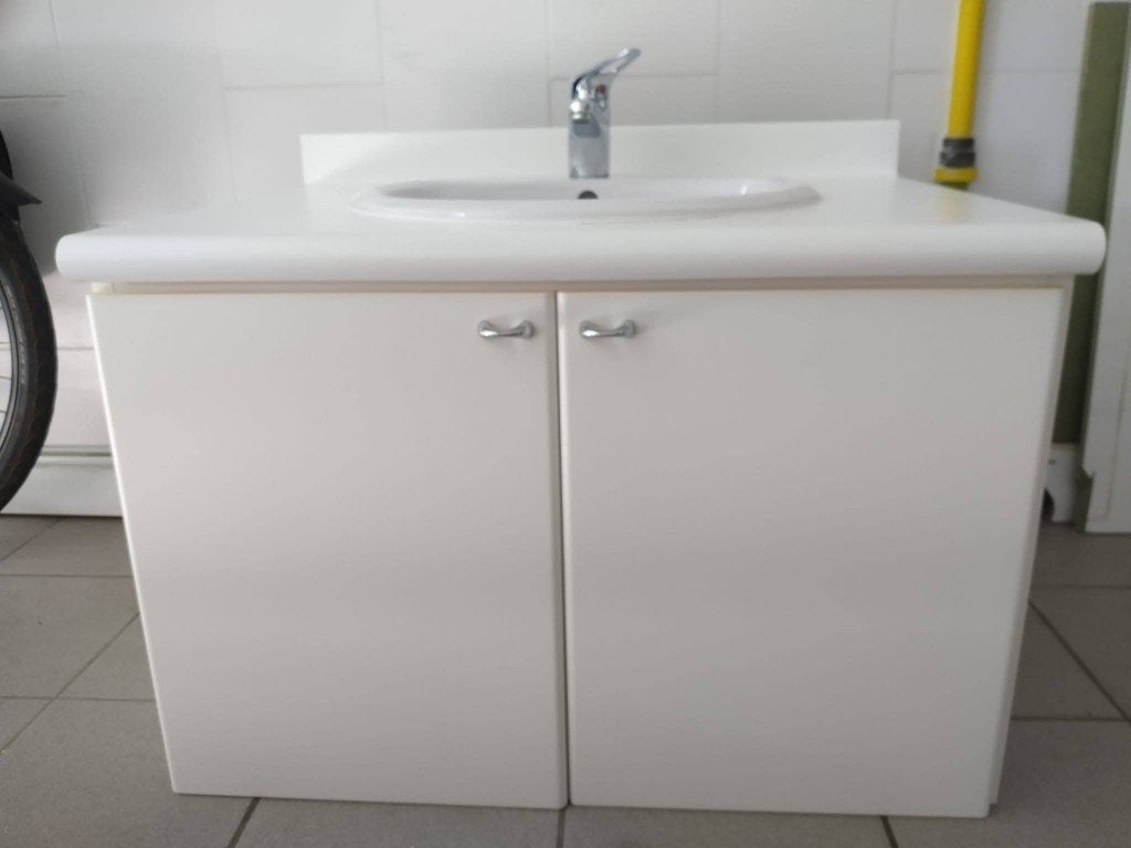 Lavabo avec placards, miroir et éclairage, Enlèvement, Utilisé, Lavabo