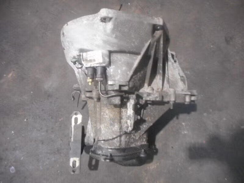 VERSNELLINGSBAK Ford Ka I (01-1996/11-2008), Auto-onderdelen, Gebruikt, Ophalen of Verzenden, Henry-Ford-Straße 1 50735 Köln, DE
