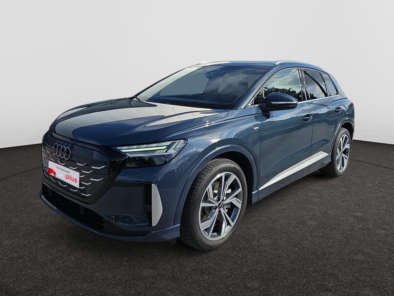 Audi Q4 e-tron 82 kWh Performance Corporate S, Autos, Achat, Ordinateur de bord, Boîte manuelle, Q4 e-tron