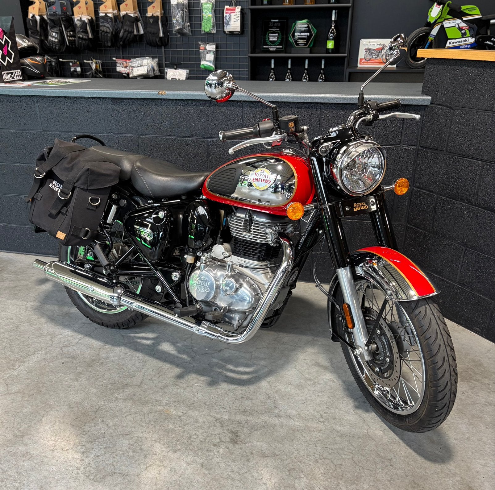 Royal enfield classic 350 - Garantie 1 an - CT inclus, Motos, Particulier, Naked bike