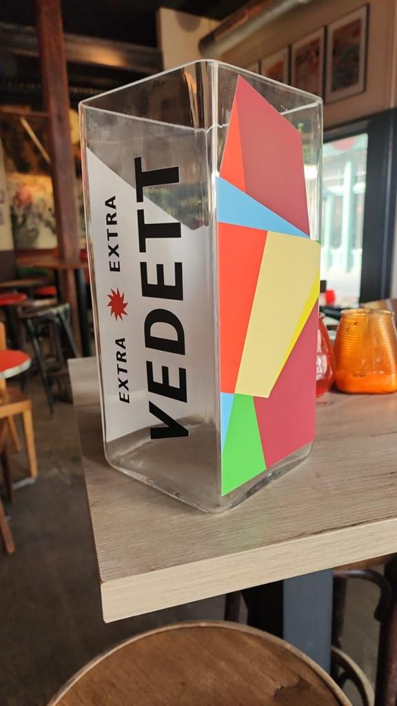 Vedett vaas, Verzamelen, Biermerken, Ophalen