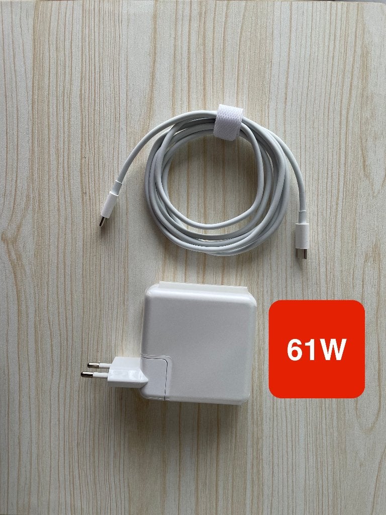 USB C - 61W oplader voor MacBook Pro - Nieuw, Computers en Software, Laptop-opladers, Ophalen of Verzenden, Nieuw, Radiik