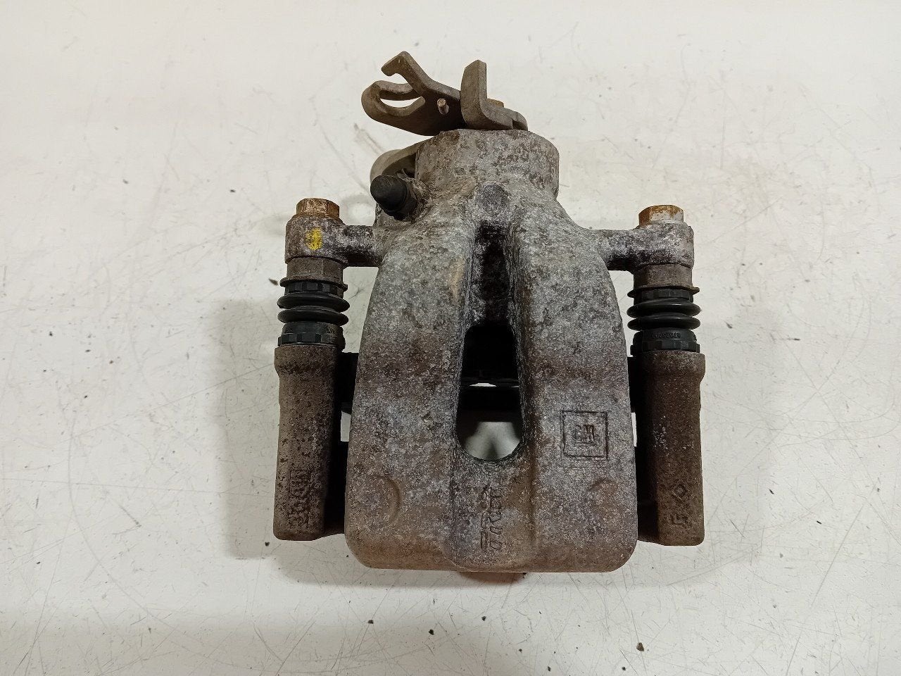 Remklauw links achter Opel Corsa, Onderdelen@venauto.nl, Van der Ven Autorecycling B.V., Gebruikt, Ettenseweg 76, 4706 PB Roosendaal, The Netherlands