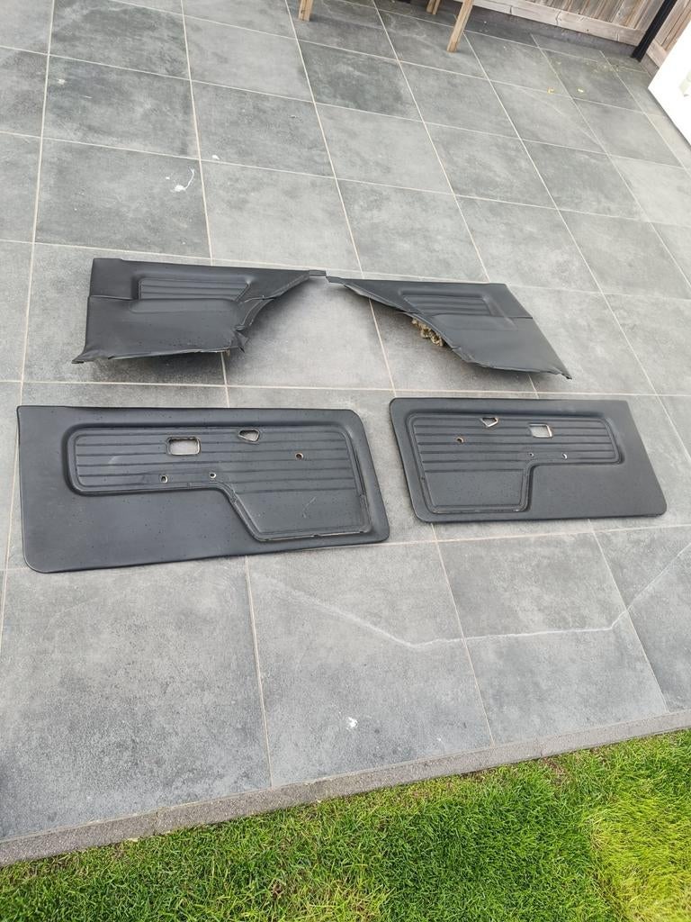 Bmw e30 zwart lederen deurpanelen 2 deurs, Auto-onderdelen, Ophalen, BMW