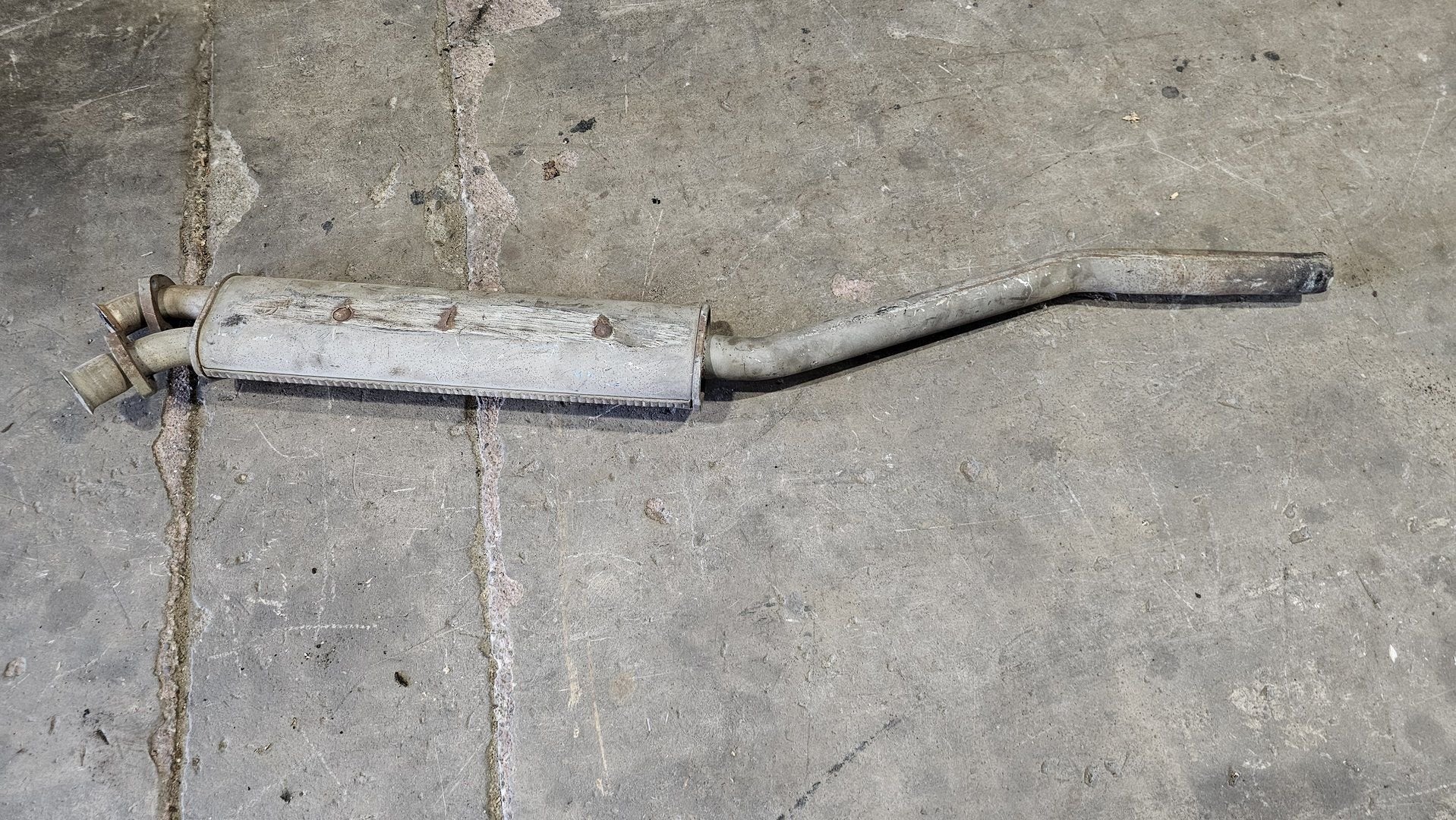 Middendemper BMW 3 serie 320i M20 18101719277, Autos : Pièces & Accessoires, Systèmes d'échappement, Utilisé, Enlèvement ou Envoi