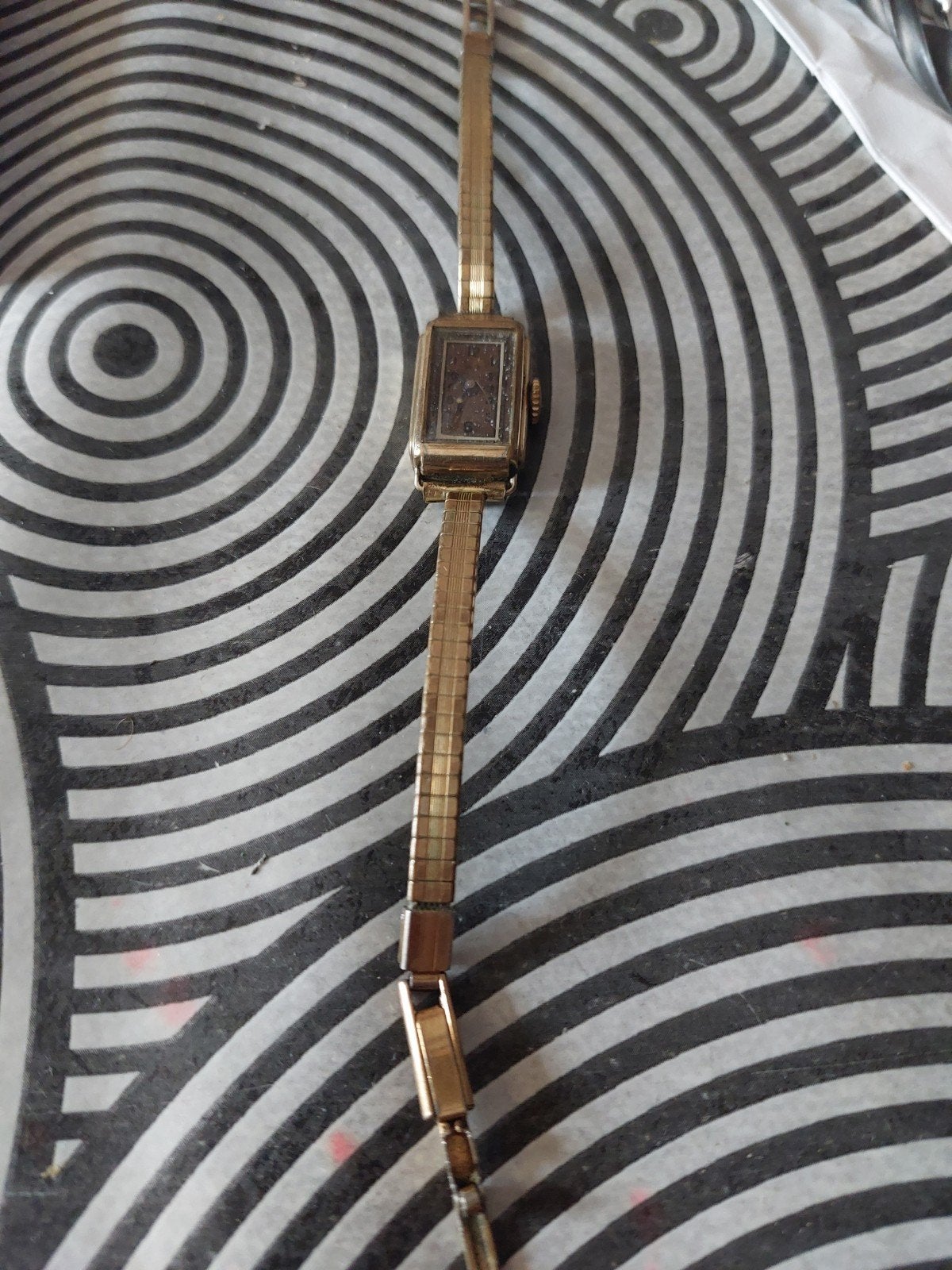 Dameshorloge art decostijl jaren 1930 40. Double. Werkt niet, Bijoux, Sacs & Beauté, Montres | Anciennes | Antiquités, Enlèvement