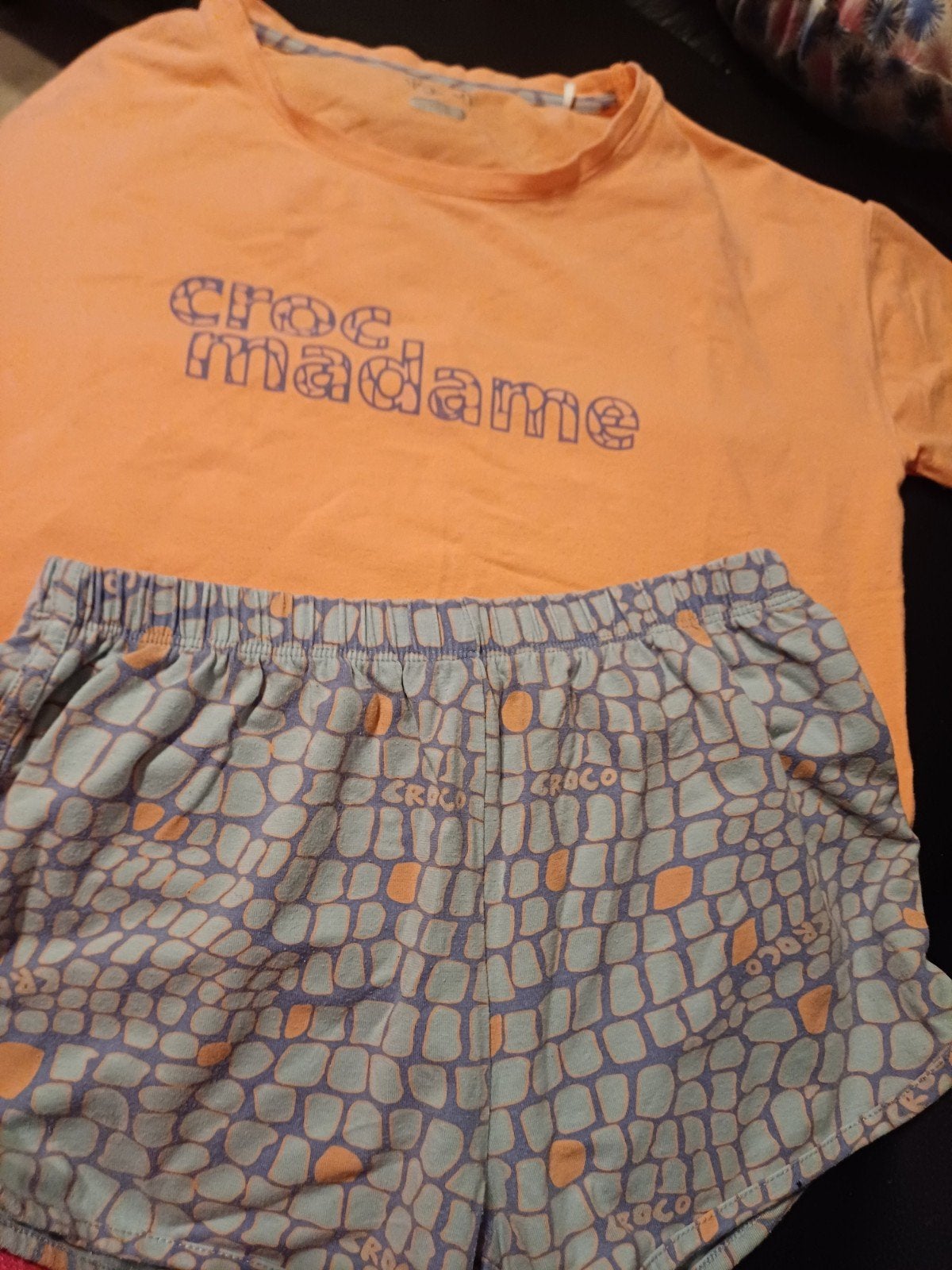 Woody pyjama met short ''Croc Madame'' Mt152=12j, Kinderen en Baby's, Nacht- of Onderkleding, Meisje, Ophalen of Verzenden, Zo goed als nieuw
