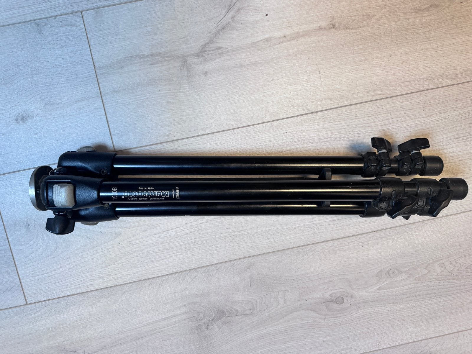 camerastatief Manfrotto 190DB, Ophalen, Gebruikt, Manfrotto