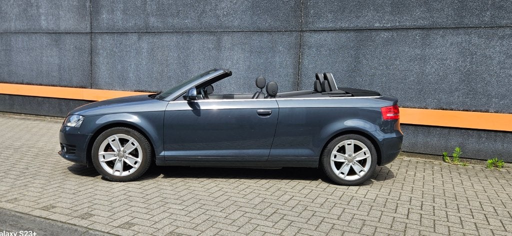 A3 Cabrio 1.6 TFSI ZEER NETTE STAAT/**1 EIGE. FULL HISTORIEK, Autos, Achat, Entreprise, Boîte manuelle, Entretenue par le concessionnaire