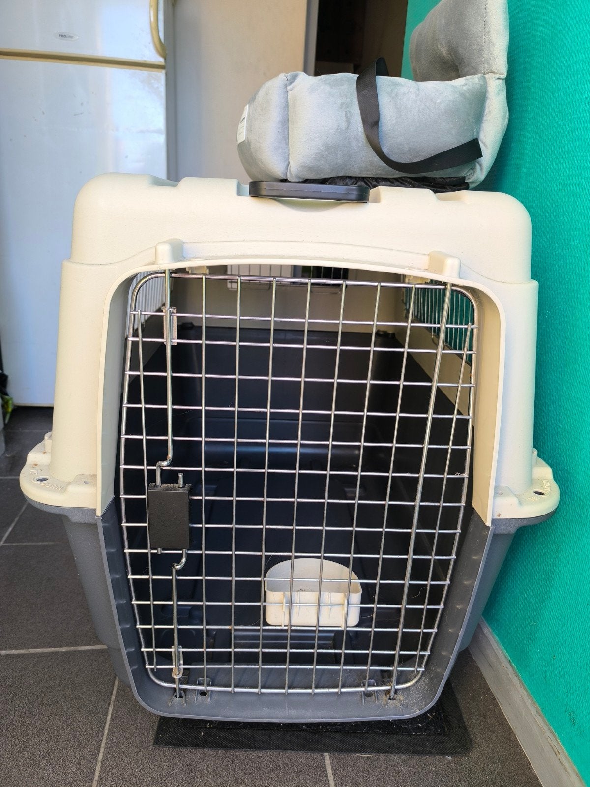 grote bench en grote puppy trainer, Dieren en Toebehoren, Ophalen