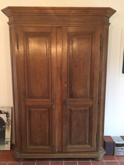 Armoire / Vaisselier en chêne massif – Bon état, Antiquités & Art, Antiquités | Meubles | Armoires, Enlèvement