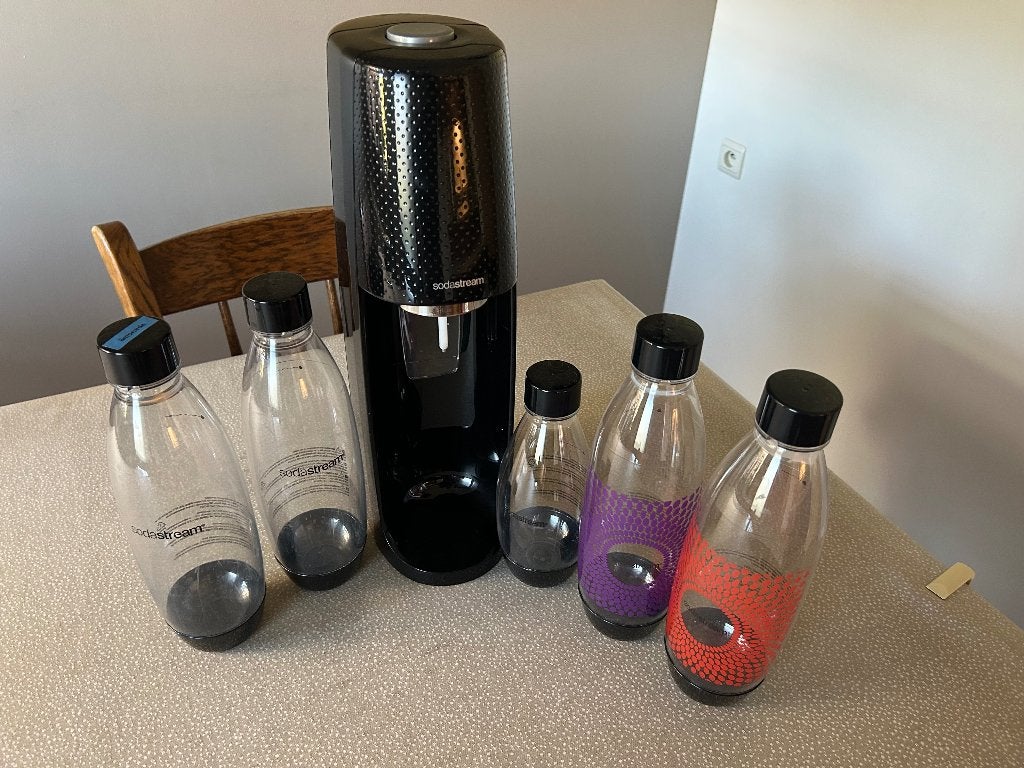Sodastream avec bouteille de CO2 et 5 bouteilles, Electroménager, Enlèvement ou Envoi, Comme neuf
