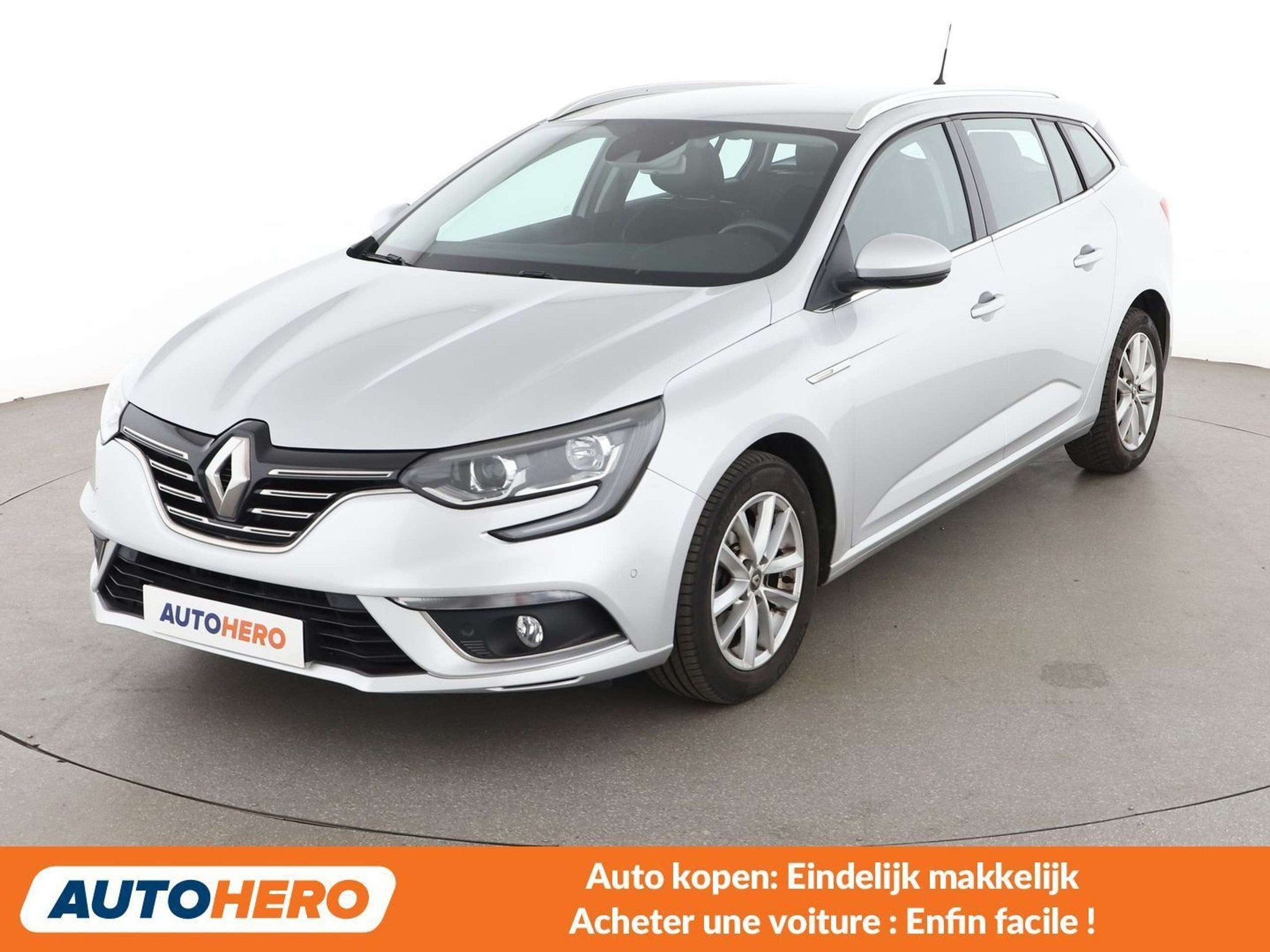 Renault Mégane 1.2 TCe Energy Intens (bj 2018), Auto's, Voorwielaandrijving, Gebruikt, Zwart, https://public.car-pass.be/vhr/80c18236-9d9e-4d3c-8d89-8e721da49664