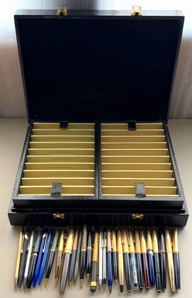 Lot de stylos Montblanc, Pelikan, Parker et autres, Enlèvement ou Envoi, Comme neuf, Ensemble de stylos, Mont Blanc