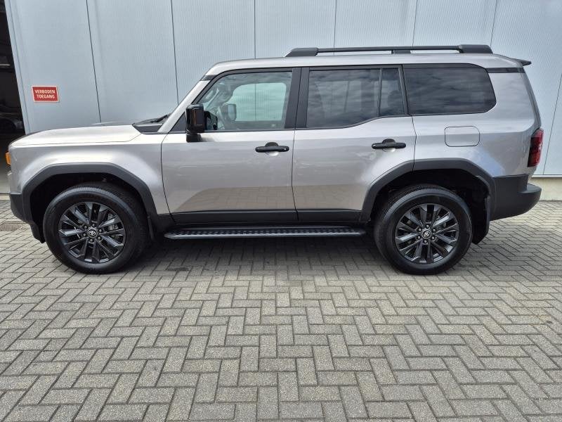 Toyota Landcruiser 2.8 VX-L *NOG NIET INGESCHREVEN*, Automaat, Euro 6, Overige kleuren, Bedrijf