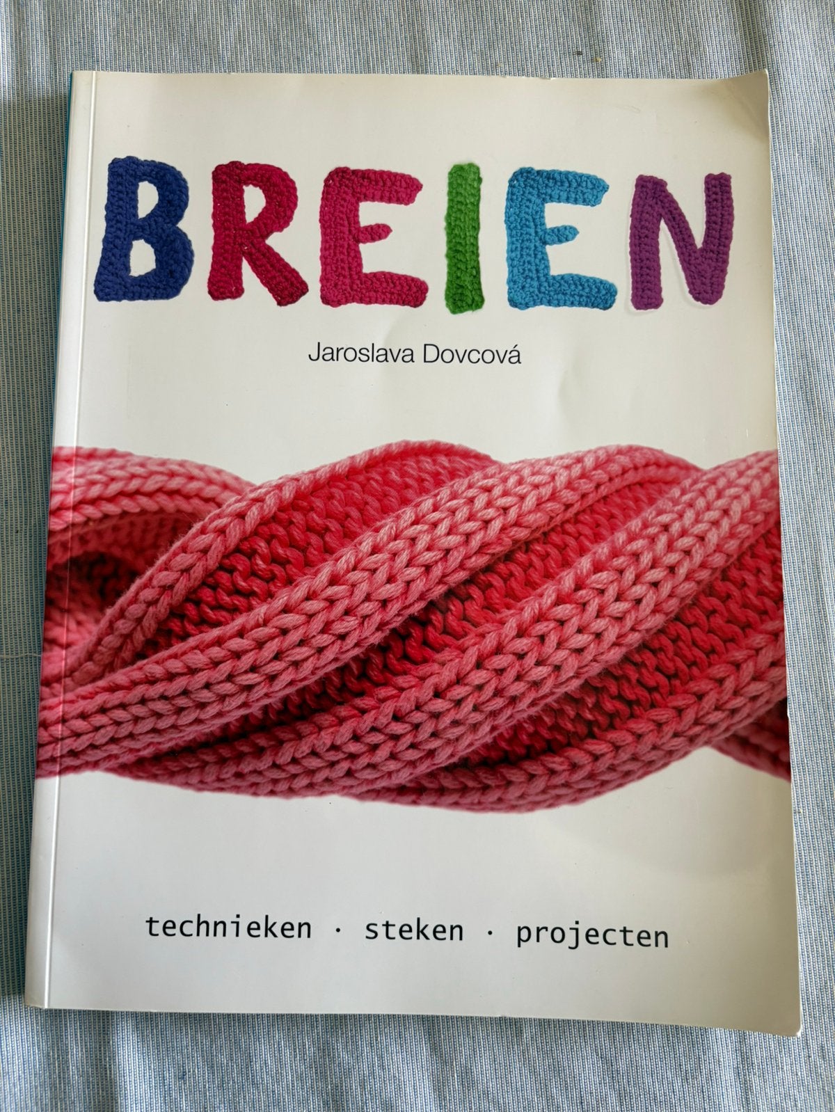 Brei boek te koop, Hobby en Vrije tijd, Ophalen, Zo goed als nieuw, Breien, Naald