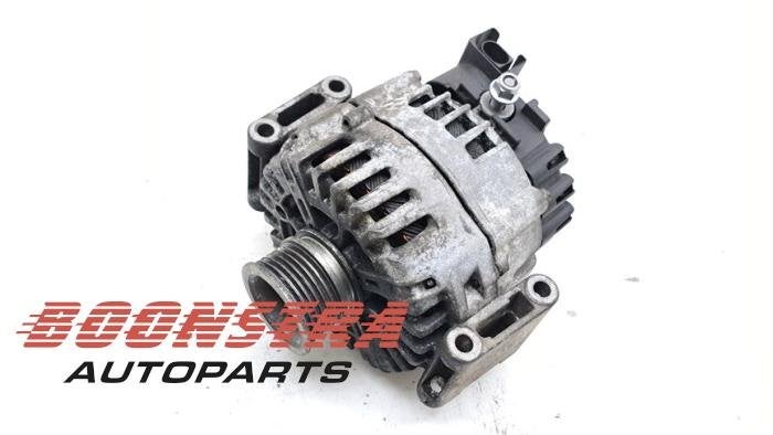 Dynamo d'un Mercedes C-Klasse, 3 mois de garantie, Utilisé, -, -