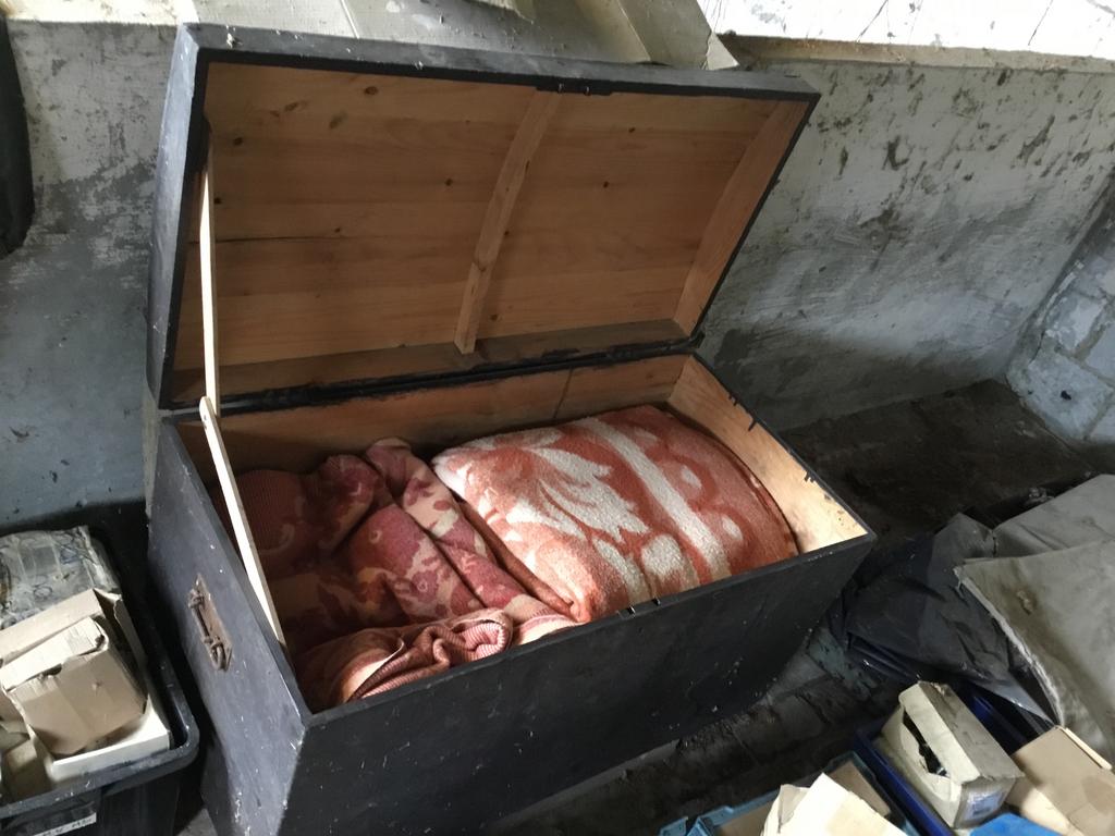 Grote kist, Ophalen, 50 tot 100 cm, Zo goed als nieuw, Minder dan 50 cm