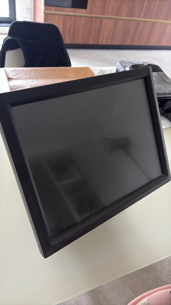 Iiyama Prolite T1531SAW, Ophalen, Zo goed als nieuw