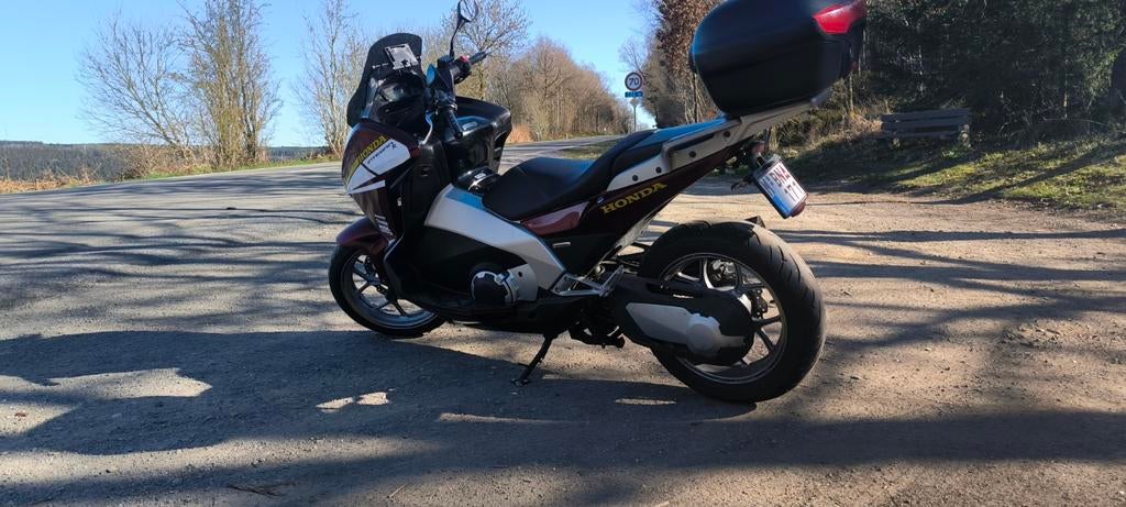 Honda intégra 700nc, Motoren, Particulier, Scooter, Automaat
