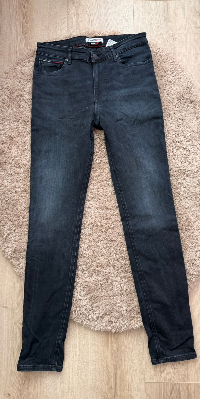Tommy Jeans Simon Skinny W31/L32 donkerblauw, Ophalen, Zo goed als nieuw, Blauw, W30 - W32 (confectie 38/40)