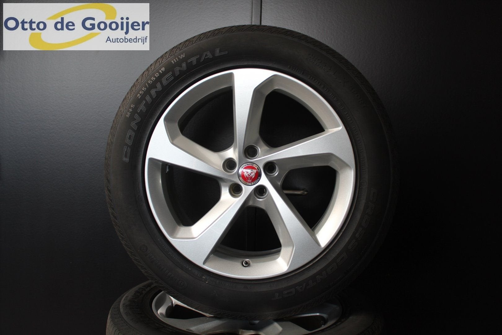 Originele Jaguar F Pace Velgen 19 Inch Zomerbanden Continent, Auto-onderdelen, Banden en Velgen, Gebruikt, 255 mm, -, -