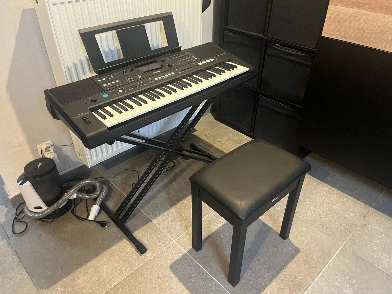 Yamaha PSR-E483 keyboard 61 toetsen, Enlèvement, Comme neuf, 61 touches, Yamaha