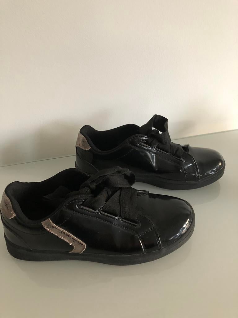 Dames sneakers maat 38, Bel & Bo, Ophalen of Verzenden, Zo goed als nieuw, Zwart