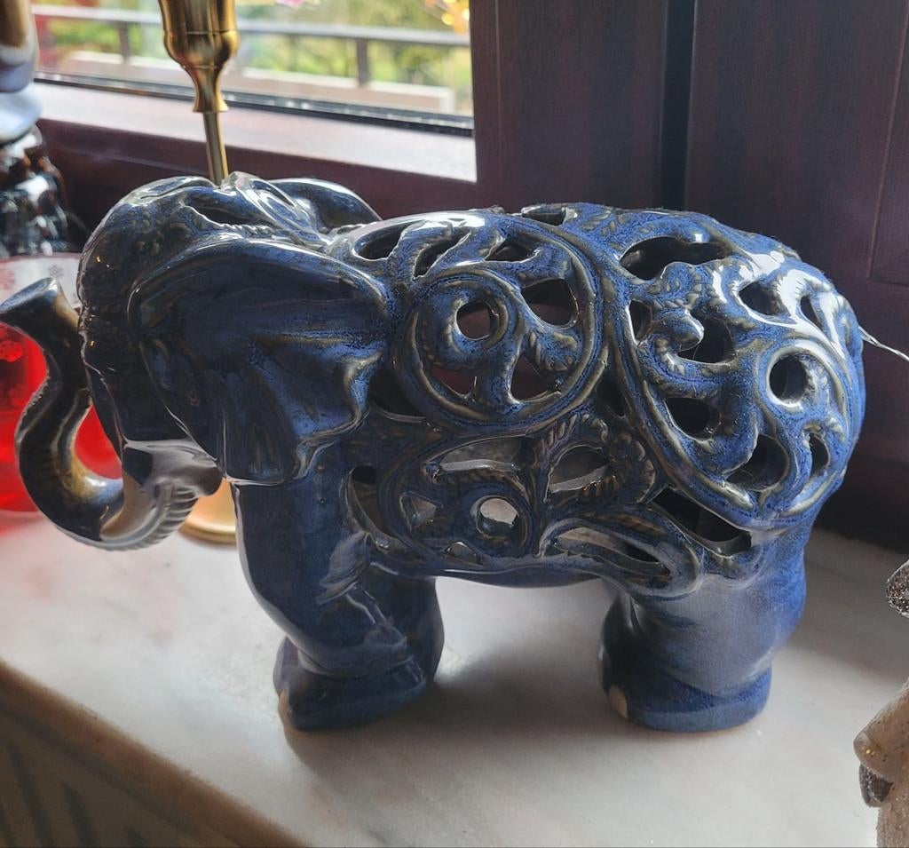 Éléphant photophor, Enlèvement, Comme neuf