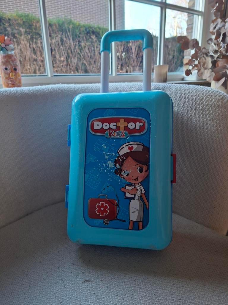 Dokter valise, Enlèvement ou Envoi