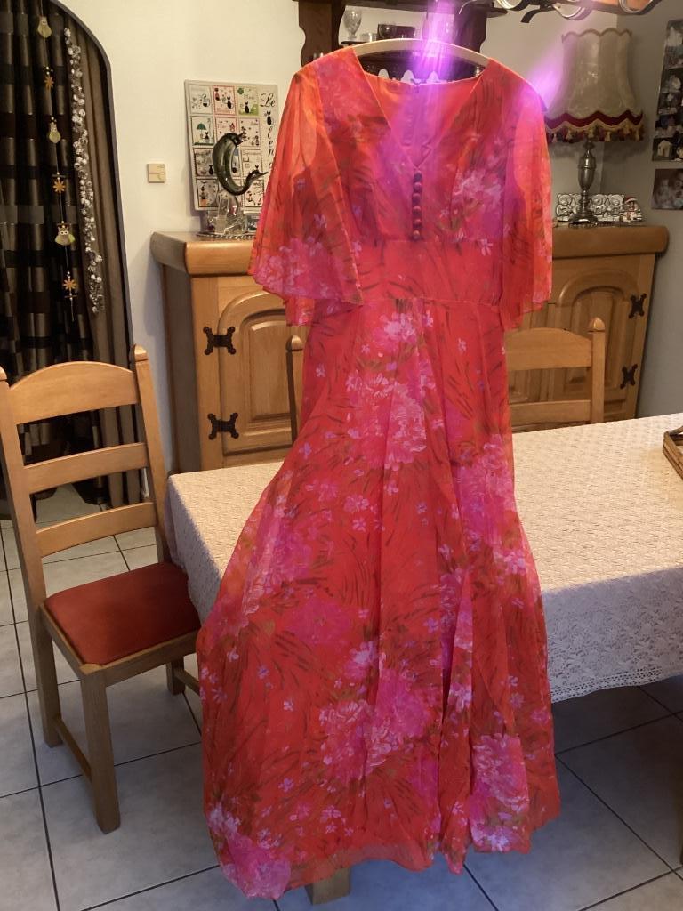 Longue robe, Enlèvement, Comme neuf, Taille 36 (S), Rouge
