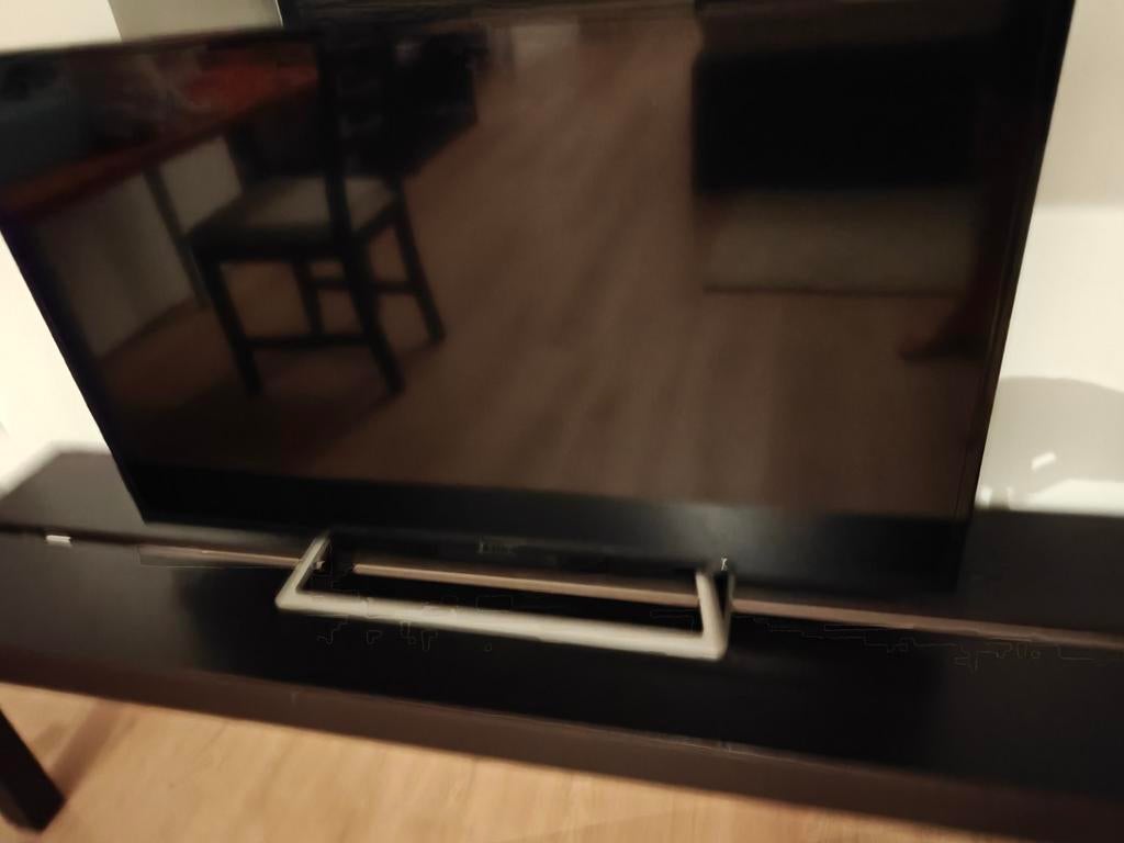 Téléviseur Sony KDL40R550C, Enlèvement