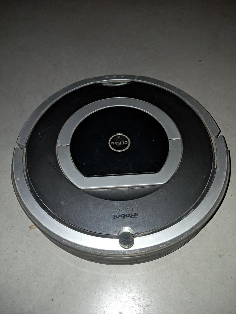 Roomba met laadstation, Ophalen