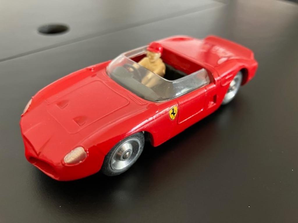 Ferrari 2,5 liter 2,5 L 2.5 L 1962 1/43 Solido, Ophalen, Zo goed als nieuw, Auto, Solido