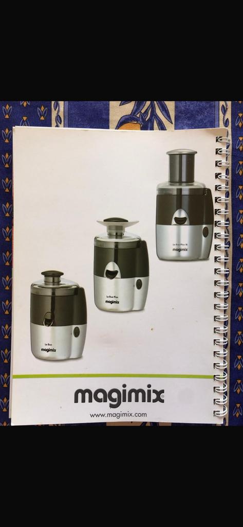 MAGIMIX Salade et jus de fruit - Centrifugeuse, Electroménager, Enlèvement, Utilisé