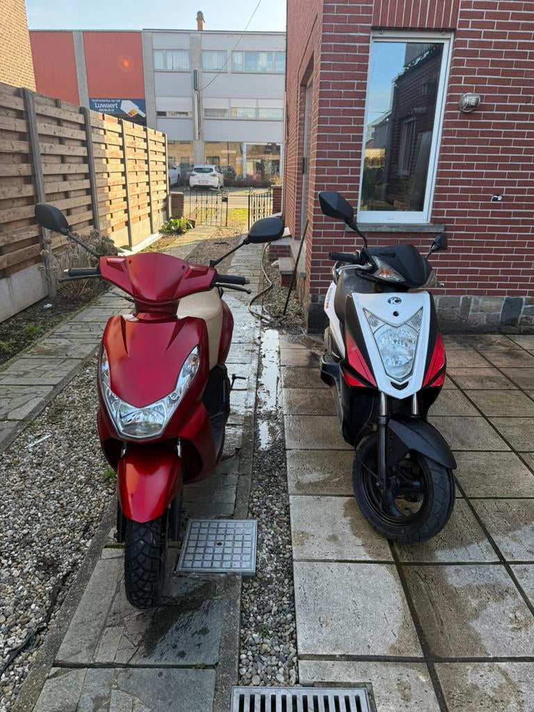 Lot scooters van klasse A en klasse B, Ophalen, Zo goed als nieuw, Kymco